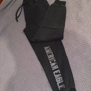 American Eagle Men's Black Joggers